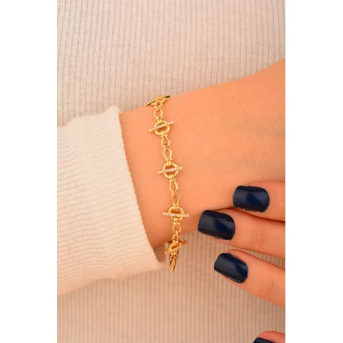 Cebeci 14 Ayar Taşlı Altın Bileklik