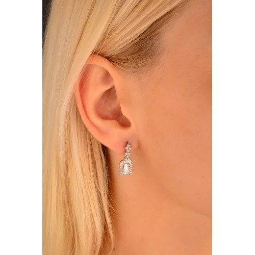 Cebeci 14 Ayar Baget Taşlı Beyaz Altın Küpe