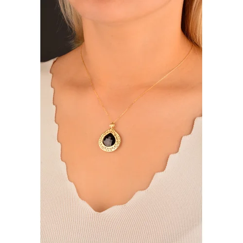 Cebeci 14 Ayar Oniks Taşlı Altın Kolye