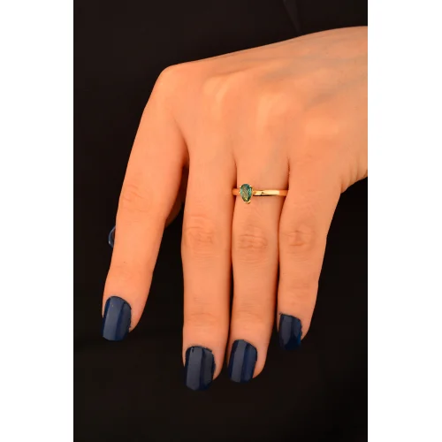 Cebeci 14 Ayar Yeşil Taşlı Yüzük