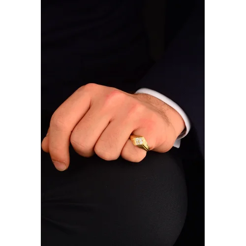 Erkek Taşlı Altın Yüzük