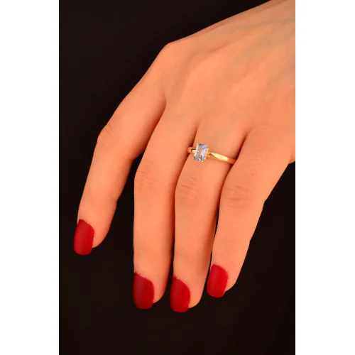 Cebeci 14 Ayar Mavi Taşlı Altın Yüzük