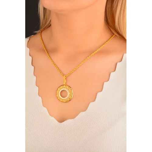 Cebeci 14 Ayar Taşlı Çerçeve Altın Kolye Ucu