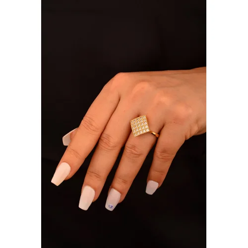 Taşlı Kare Anne Yüzüğü