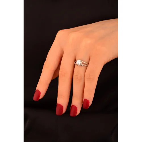 Taşlı Tek Taş Altın Yüzük