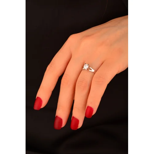 Tek Taş Altın Yüzük