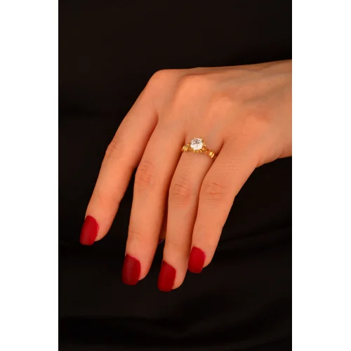 Tek Taş Altın Yüzük