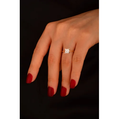 Tek Taş Altın Yüzük