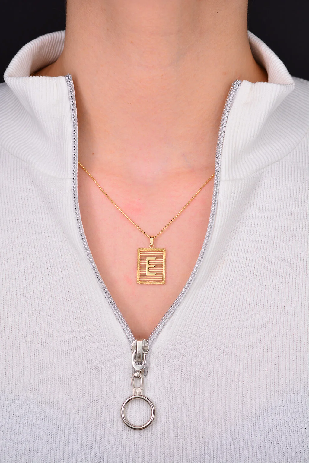 14 Ayar E Harfli Altın Kolye Ucu