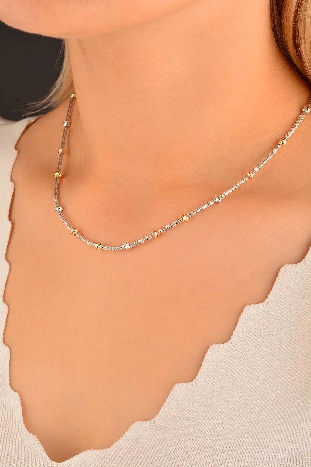 Cebeci 14 Ayar Beyaz Altın Renkli Dorikalı Altın Kolye