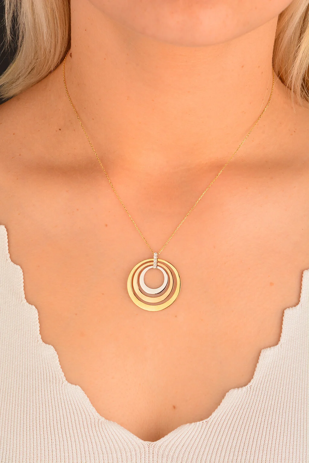 3 Renk İç İçe Daireler Altın Kolye