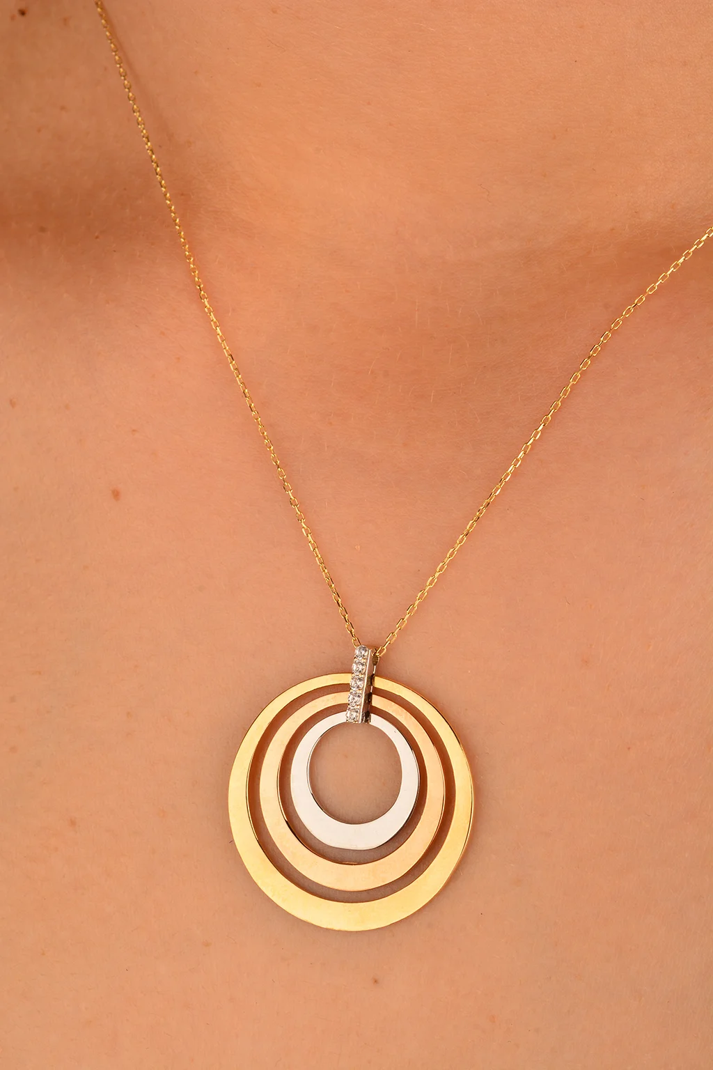3 Renk İç İçe Daireler Altın Kolye