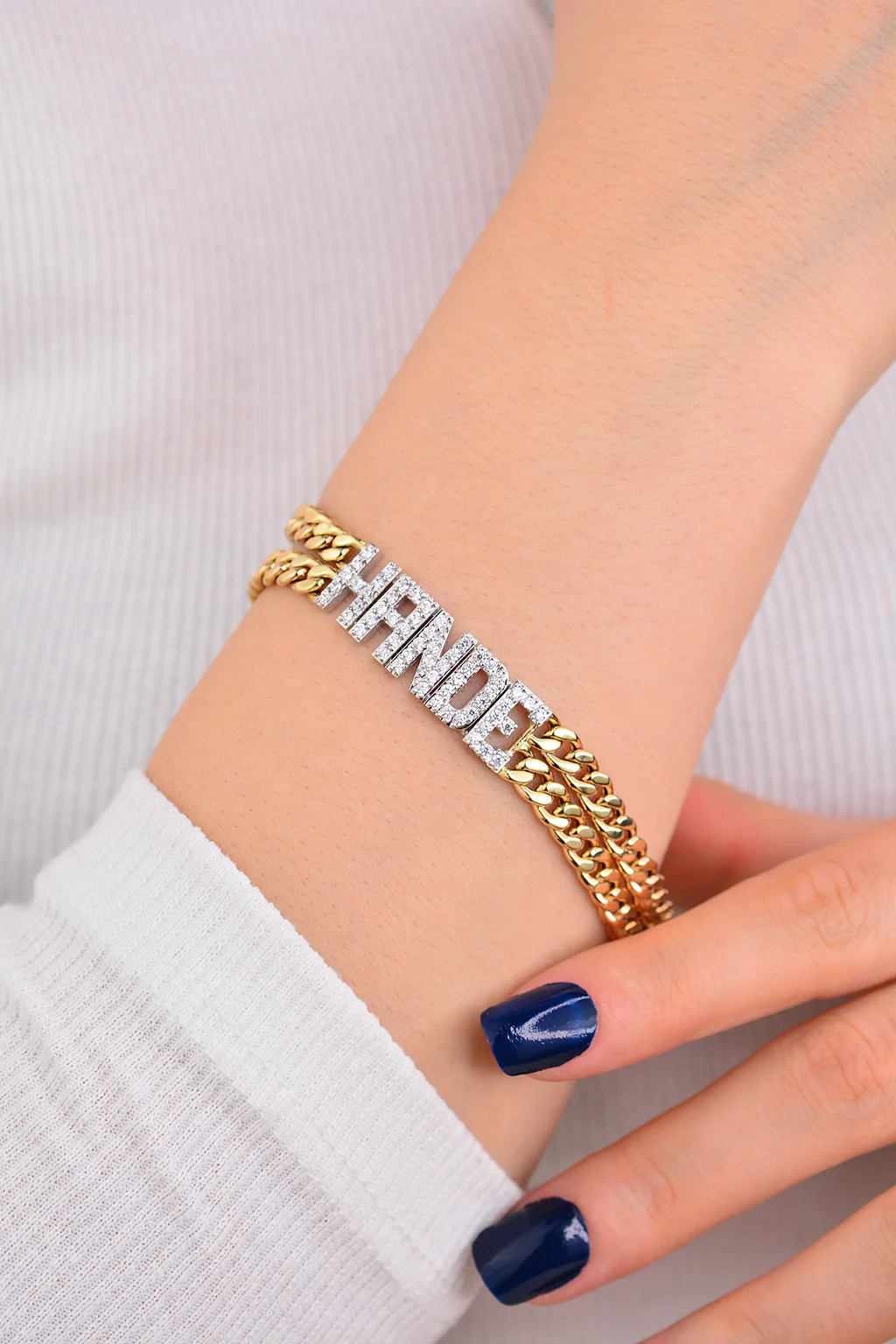 Cebeci 14 Ayar Taşlı İsimli Altın Bileklik