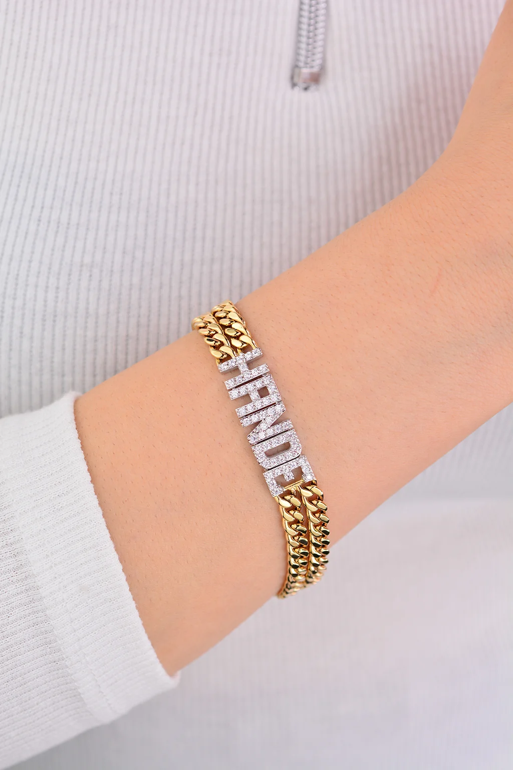 Cebeci 14 Ayar Taşlı İsimli Altın Bileklik