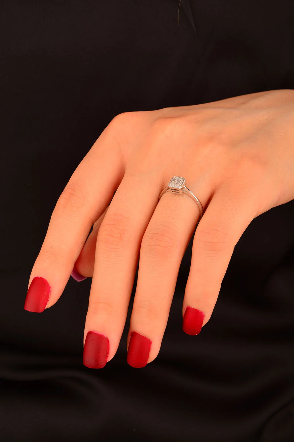 Baget Beyaz Altın Yüzük