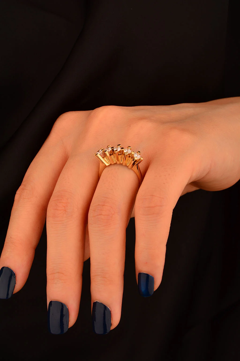 Cebeci 14 Ayar Beştaş Altın Yüzük