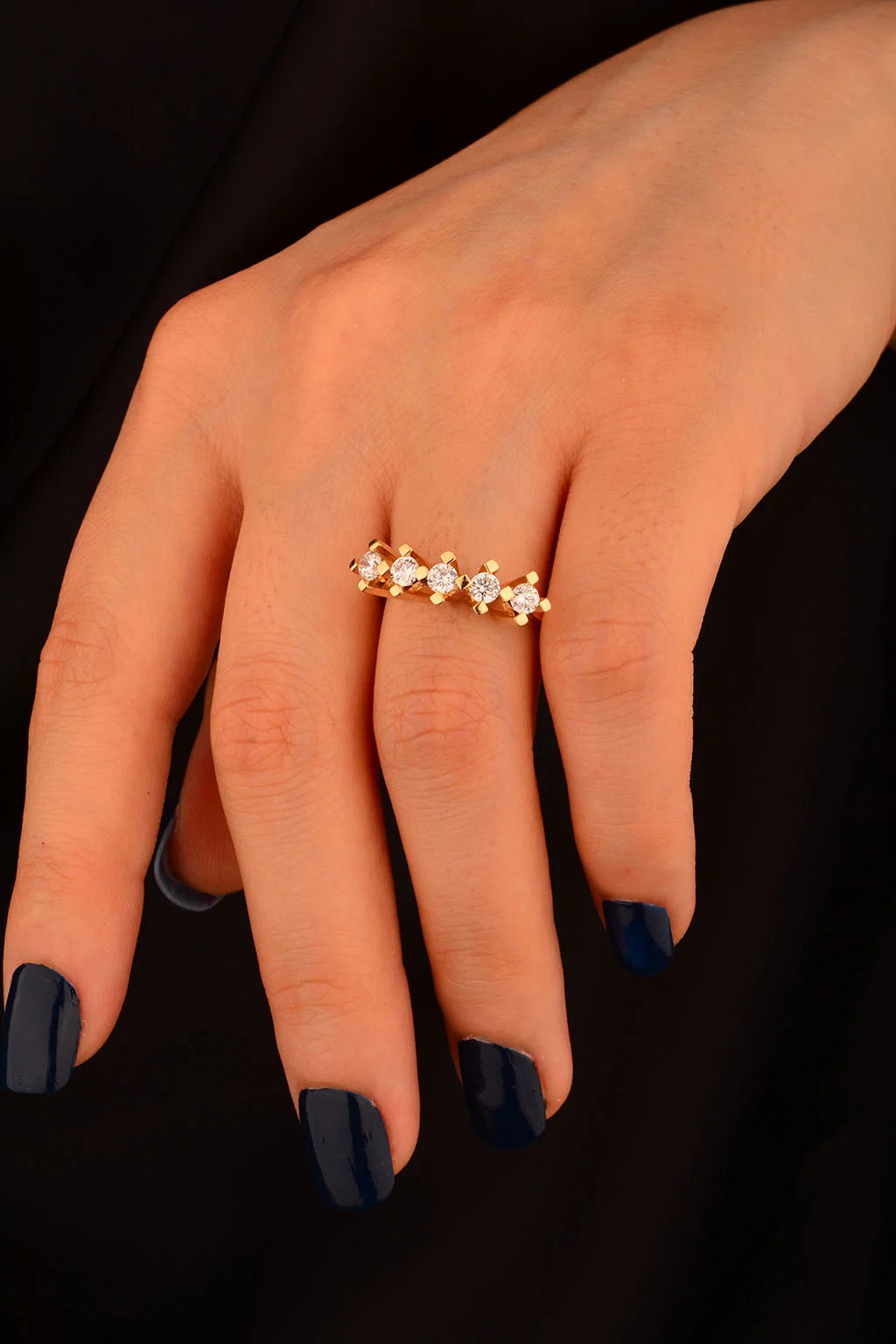 Cebeci 14 Ayar Beştaş Altın Yüzük