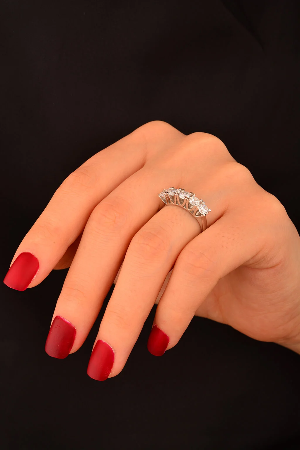 Beş Taş Beyaz Altın Yüzük