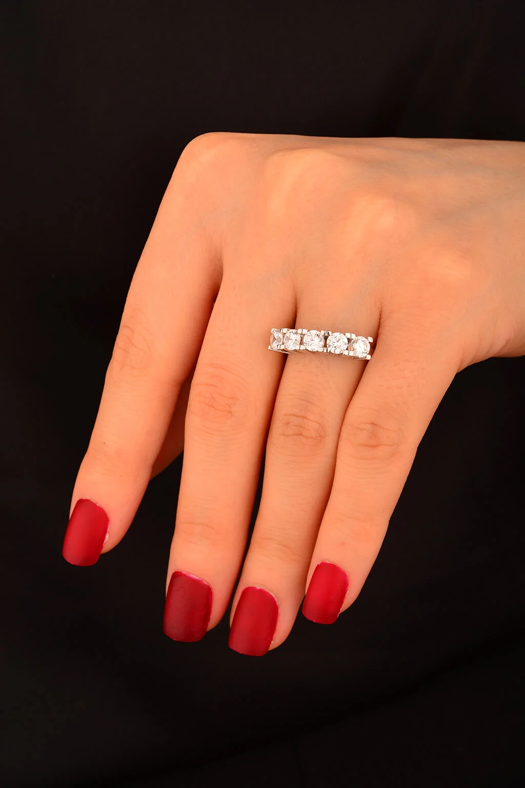 Beş Taş Beyaz Altın Yüzük