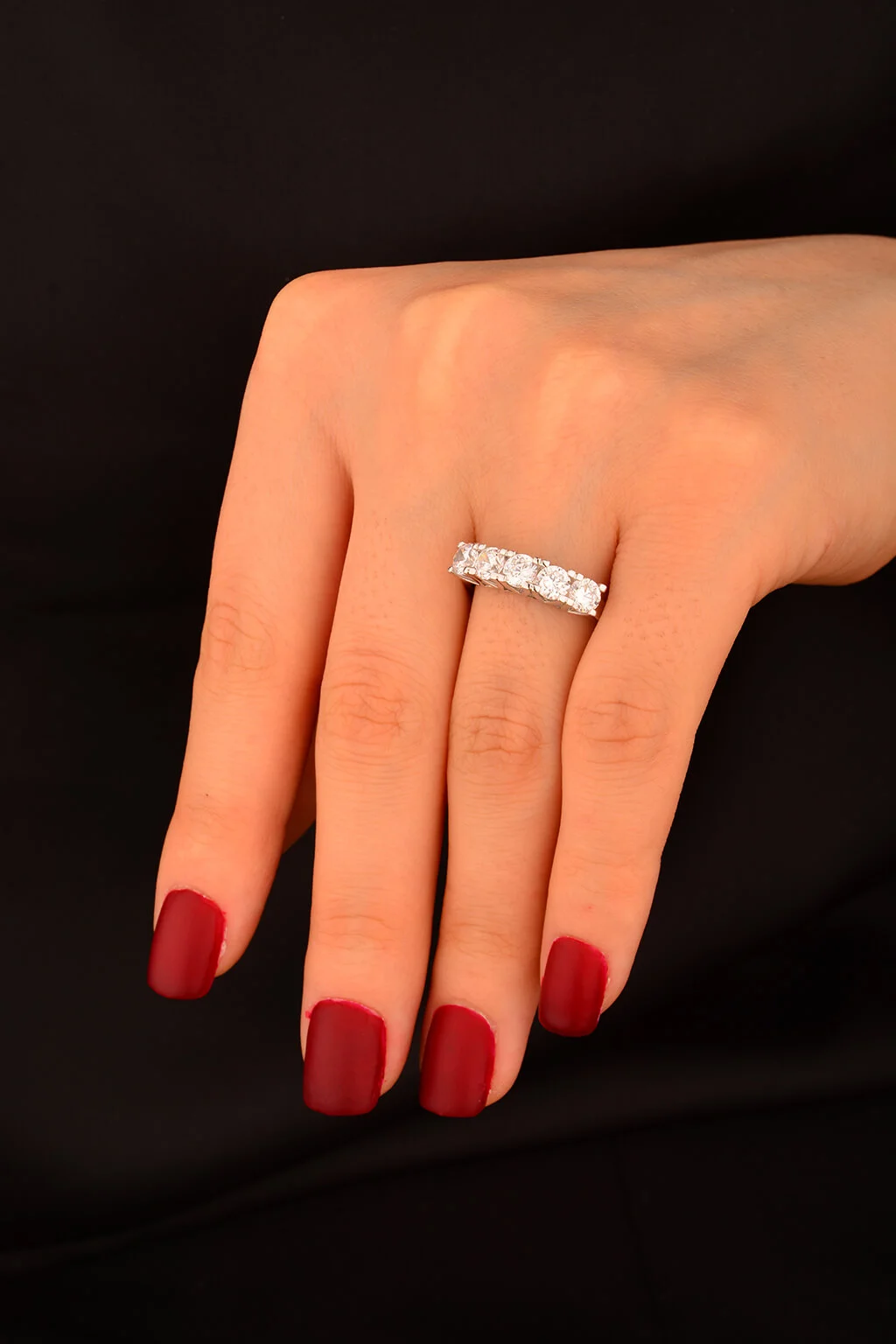 Beş Taş Beyaz Altın Yüzük