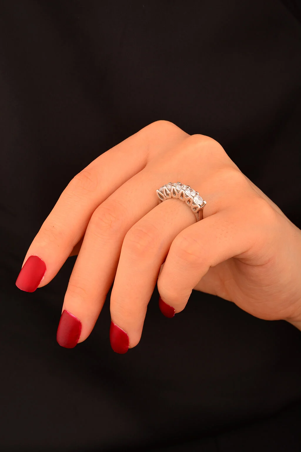 Beş Taş Beyaz Altın Yüzük