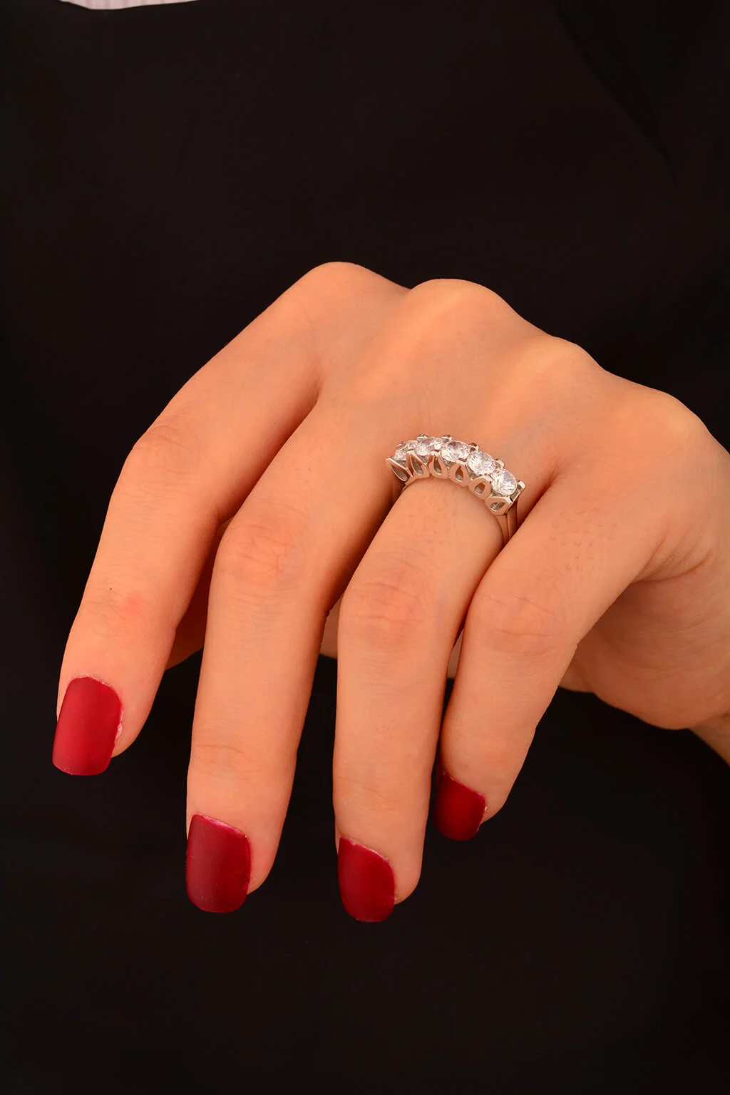 Beş Taş Beyaz Altın Yüzük