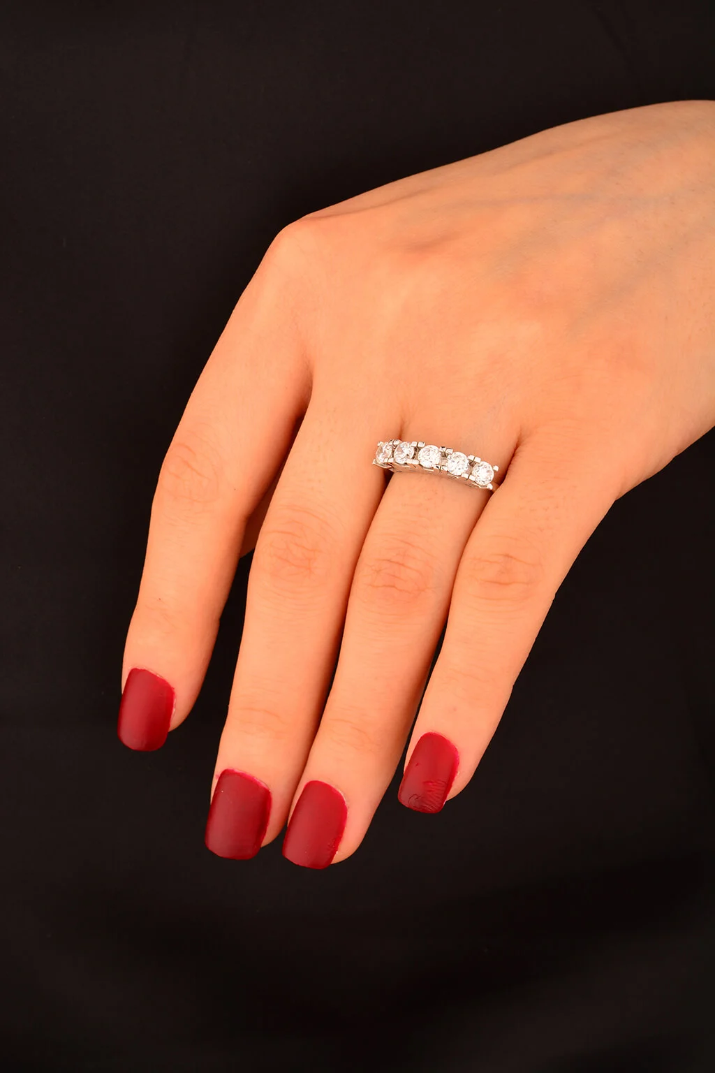 Beş Taş Beyaz Altın Yüzük