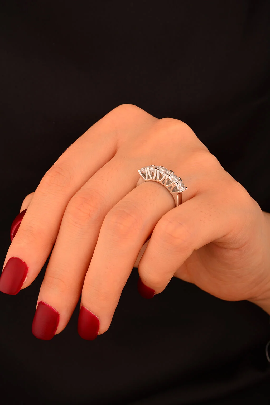 Beş Taş Beyaz Altın Yüzük