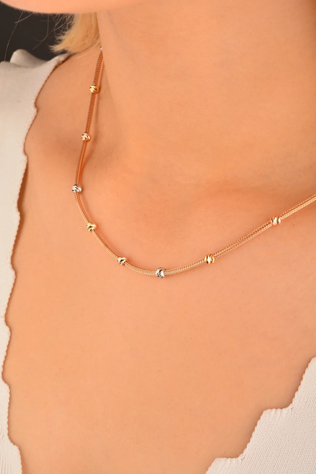 Cebeci 14 Ayar Renkli Dorikalı Rose Altın Kolye