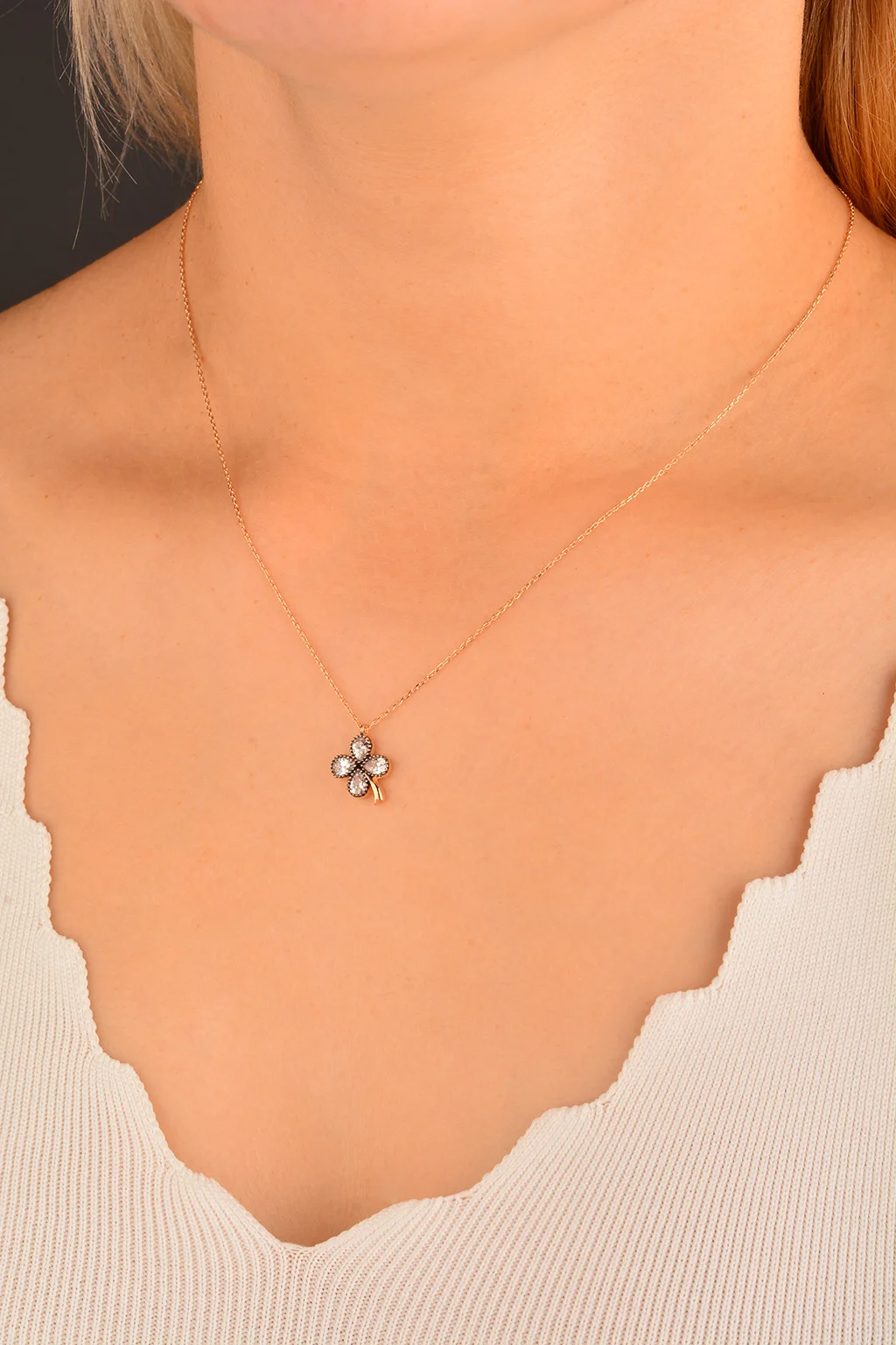 Cebeci 14 Ayar 4 Yapraklı Yonca Rose Altın Kolye