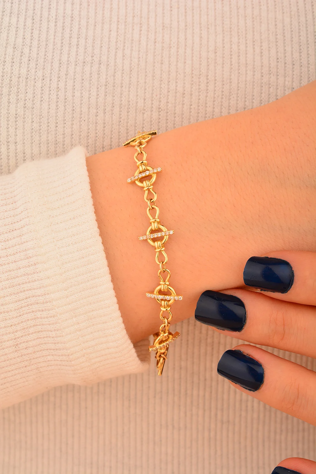 Cebeci 14 Ayar Taşlı Altın Bileklik