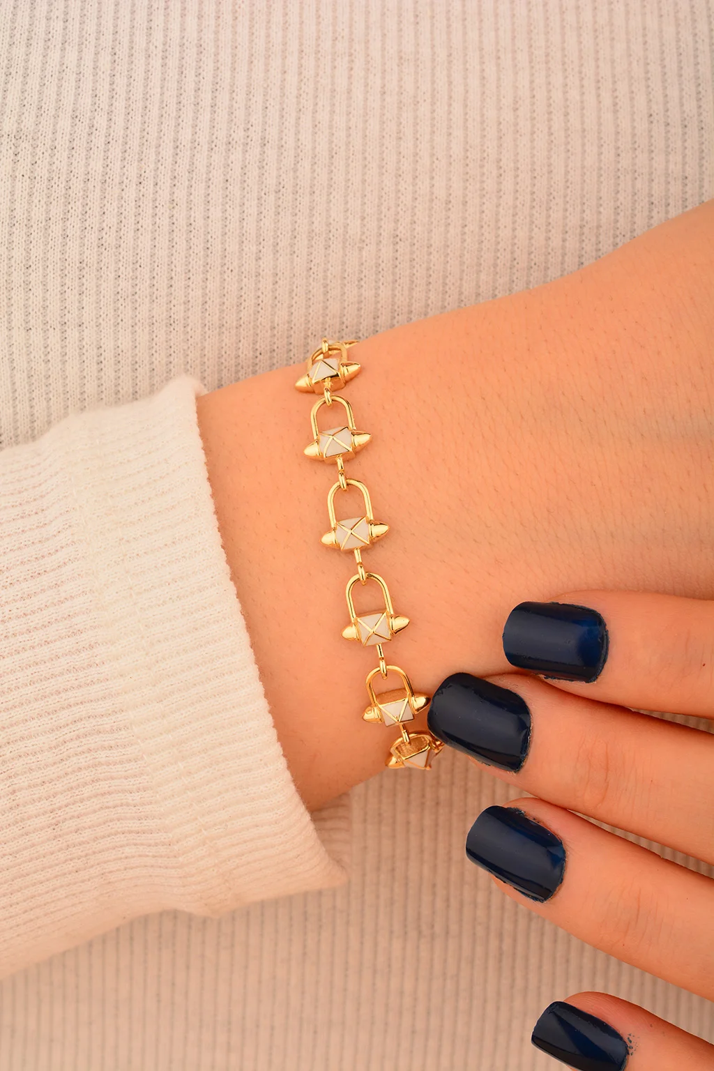 Cebeci 14 Ayar Altın Bileklik