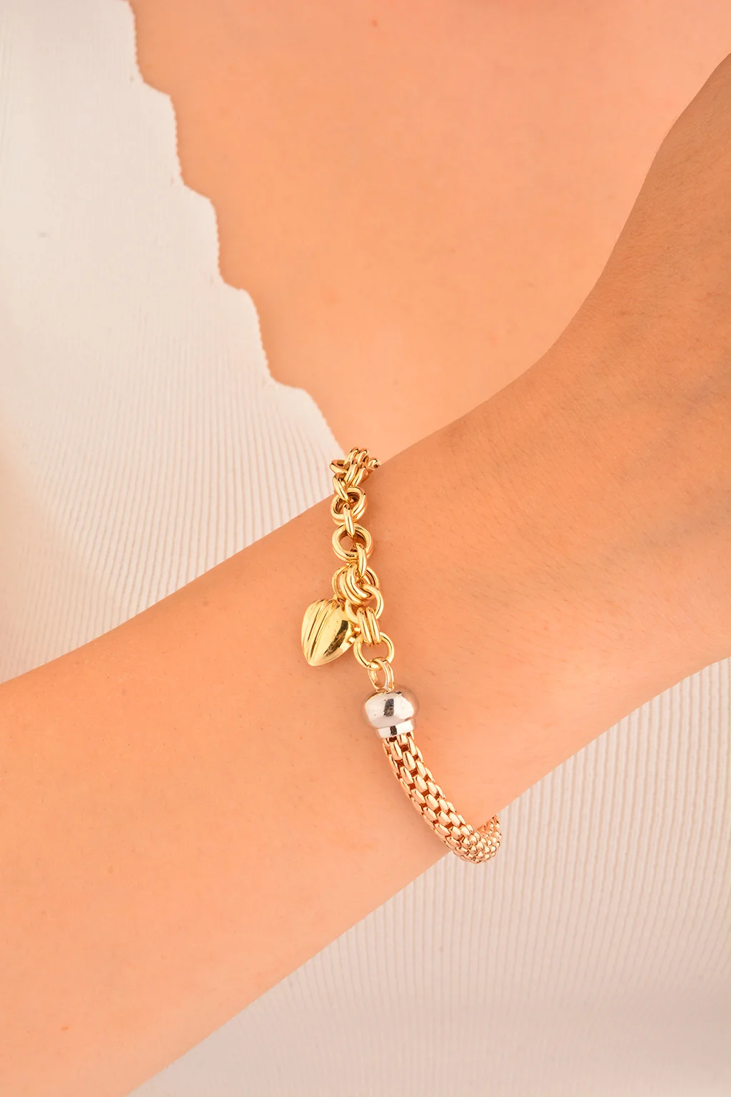 Cebeci 14 Ayar Altın Kalpli Bileklik