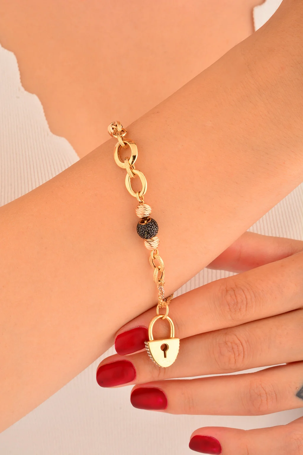 Cebeci 14 Ayar Kilit Altın Bileklik