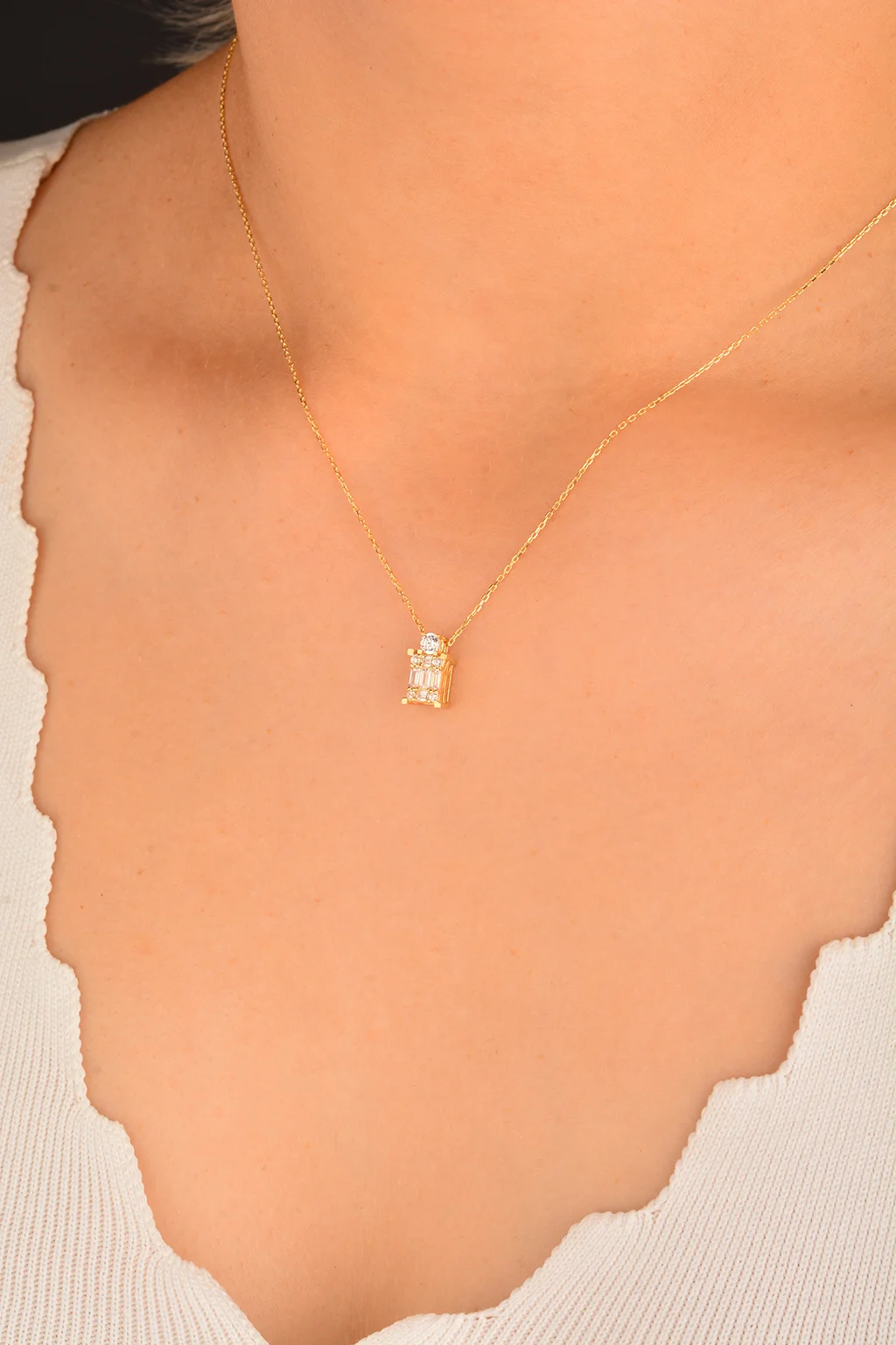 Cebeci 14 Ayar Baget Altın Kolye