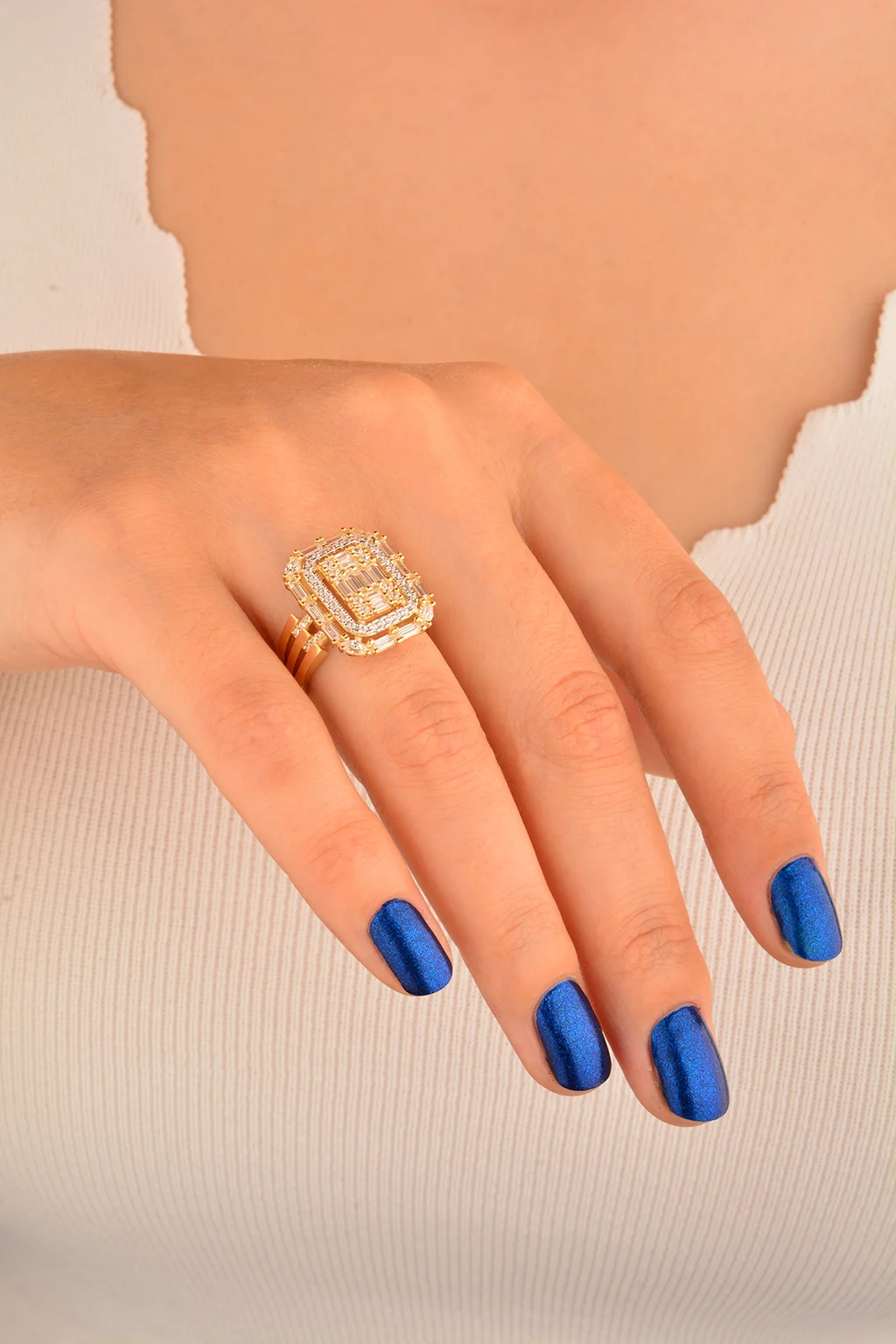 Cebeci 14 Ayar Baget Altın Yüzük