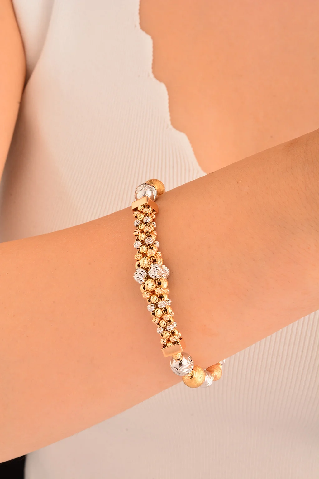 Cebeci 14 Ayar Dorikalı Altın Bileklik