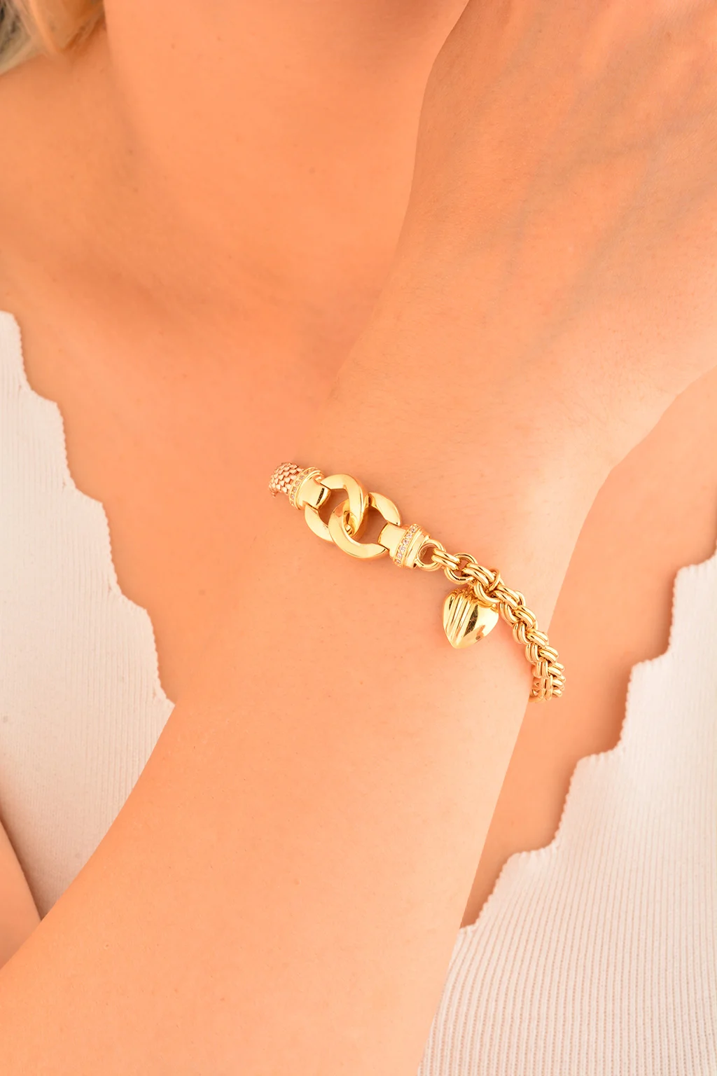 Cebeci 14 Ayar Kalpli Altın Bileklik