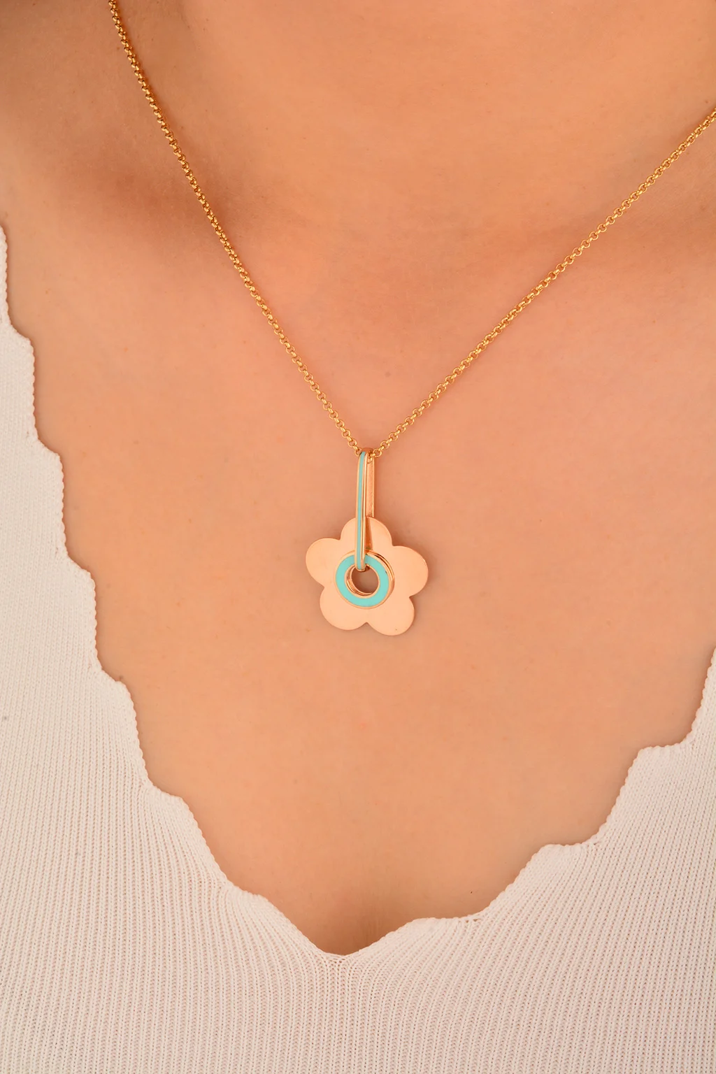 Cebeci 14 Ayar Papatya Altın Kolye