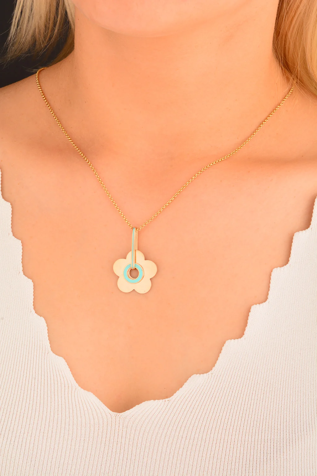 Cebeci 14 Ayar Papatya Altın Kolye