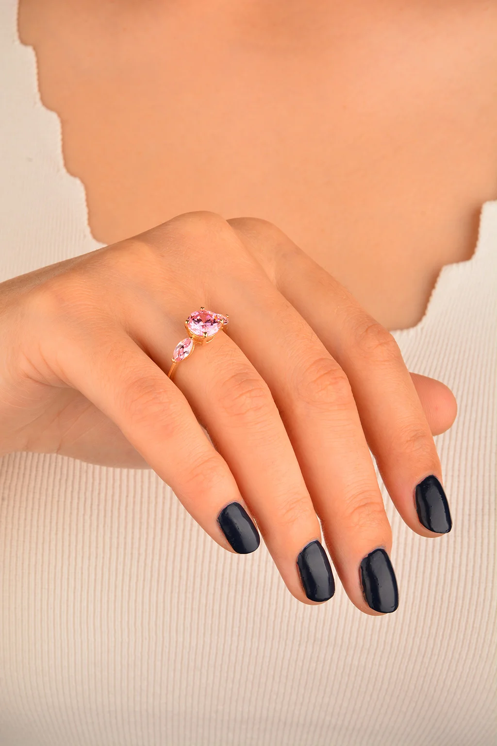 Cebeci 14 Ayar Pembe Taşlı Altın Yüzük