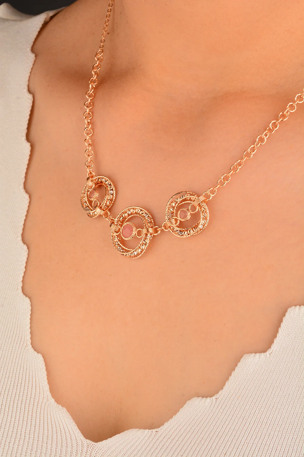 Cebeci 14 Ayar Pembe Taşlı Dorika Altın Kolye