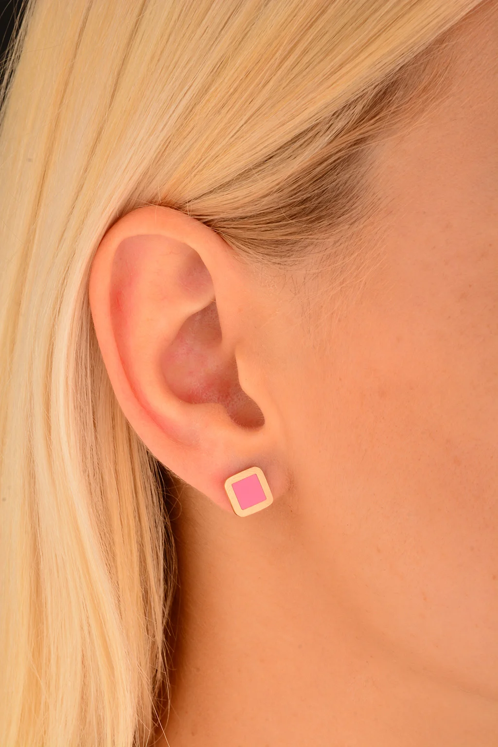 Cebeci 14 Ayar Pembe Taşlı Rose Altın Küpe