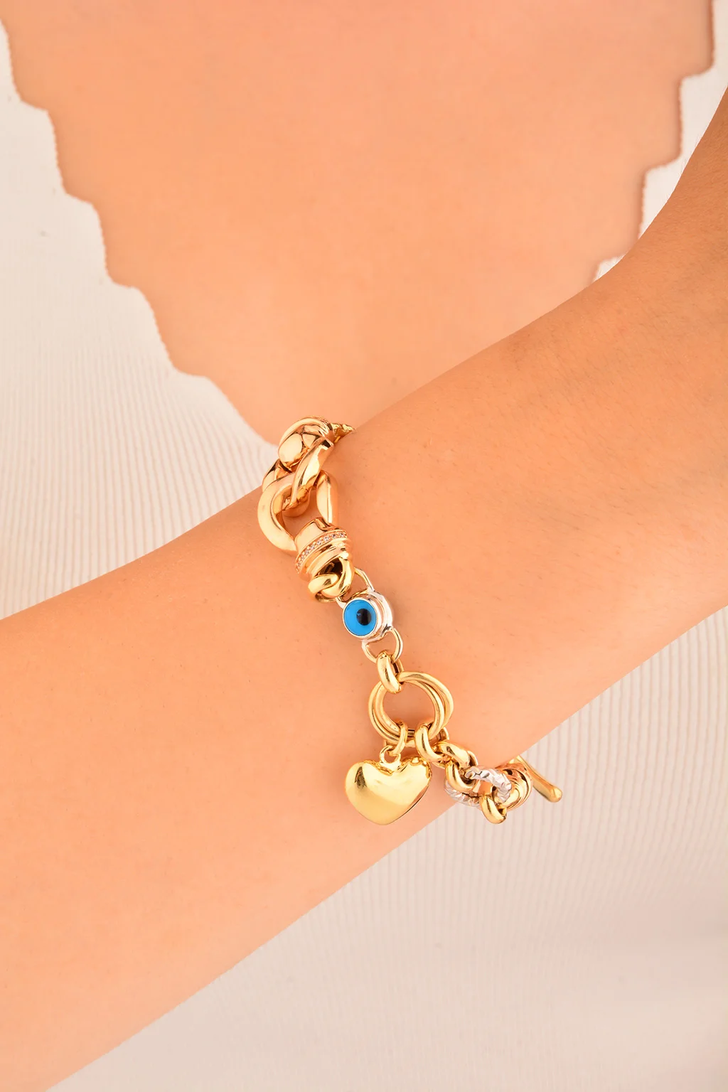 Cebeci 14 Ayar Renkli Kalpli Altın Bileklik