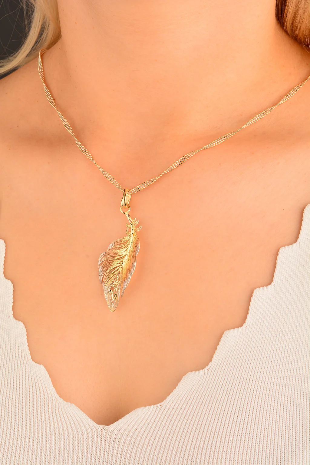 Cebeci 14 Ayar Renkli Yaprak Altın Kolye