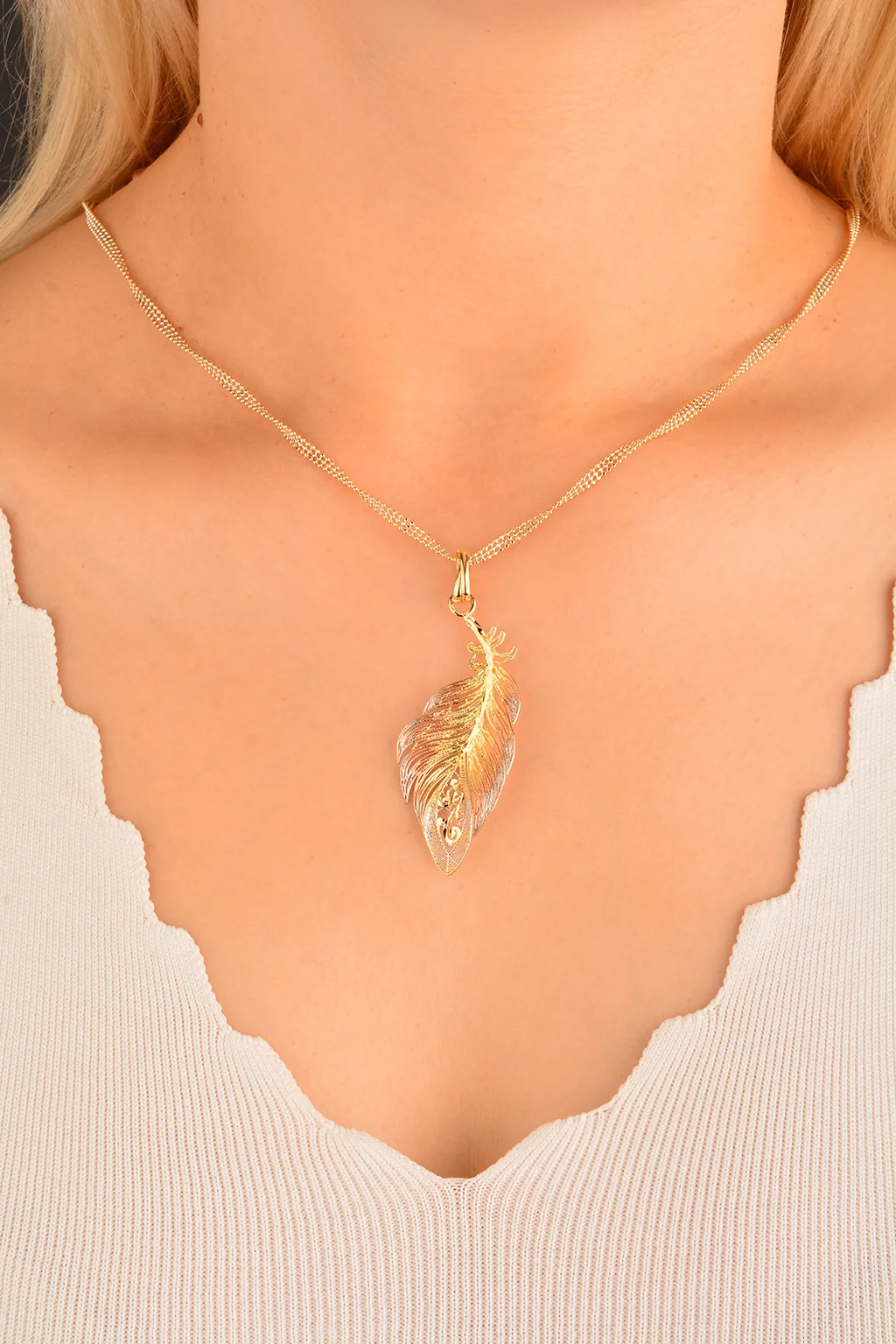 Cebeci 14 Ayar Renkli Yaprak Altın Kolye