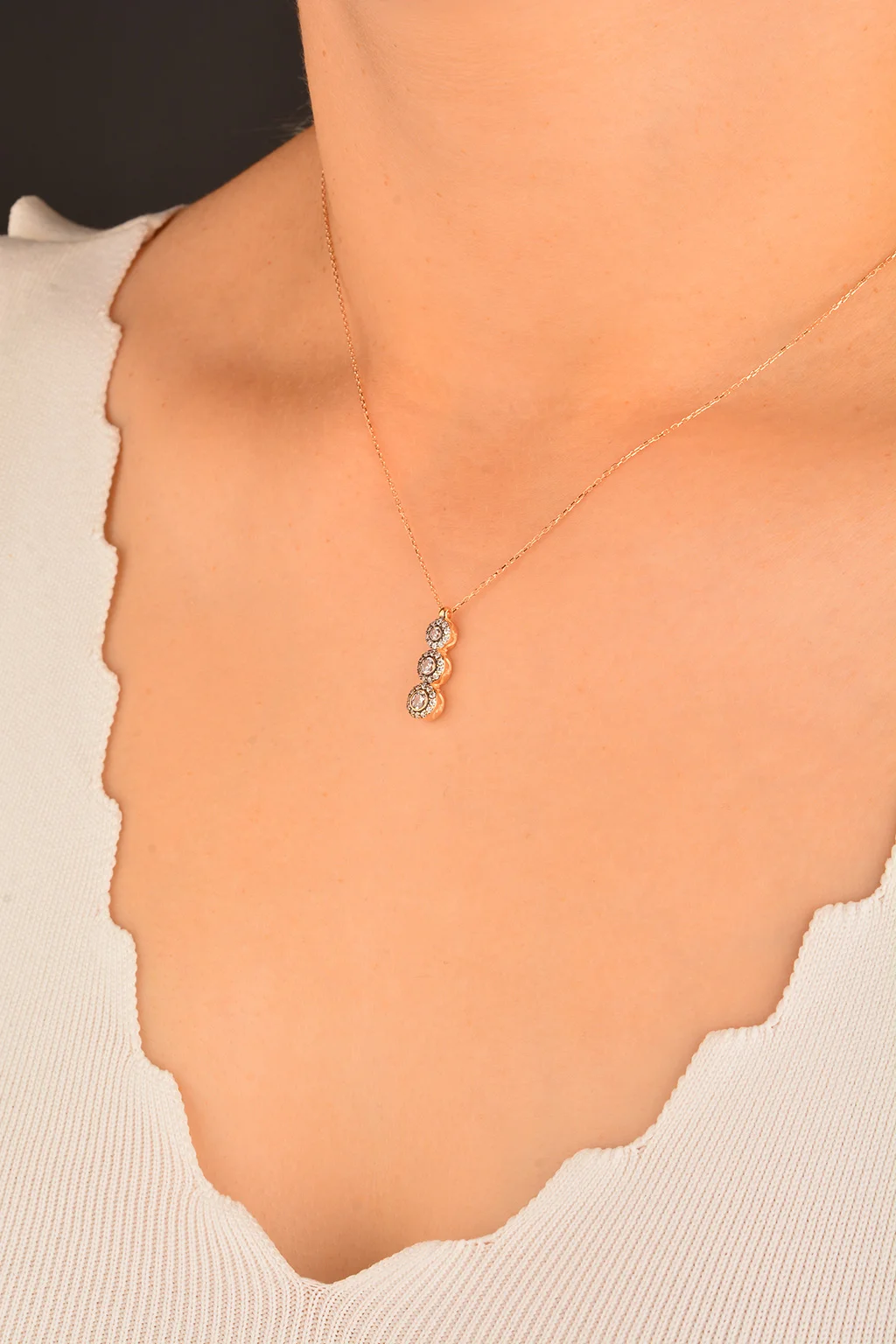 Cebeci 14 Ayar Rose Tria Altın Kolye