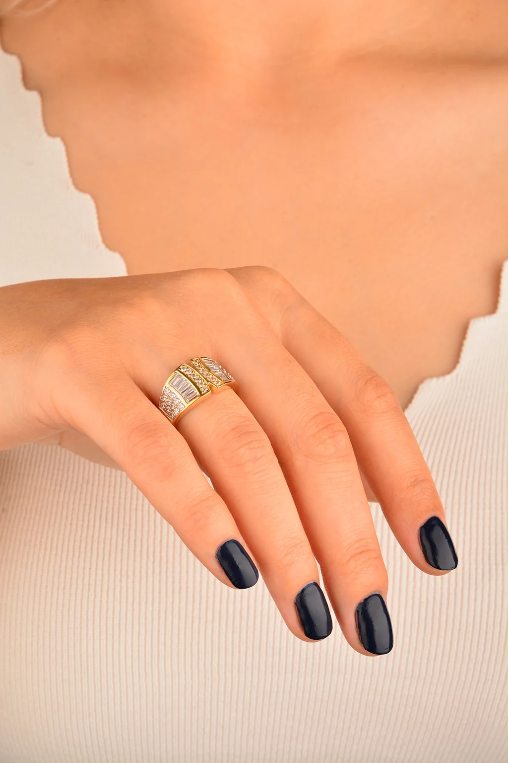 Cebeci 14 Ayar Taşlı Altın Yüzük