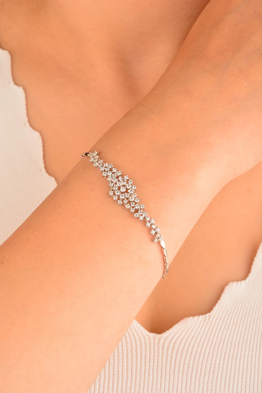 Cebeci 14 Ayar Taşlı Bileklik