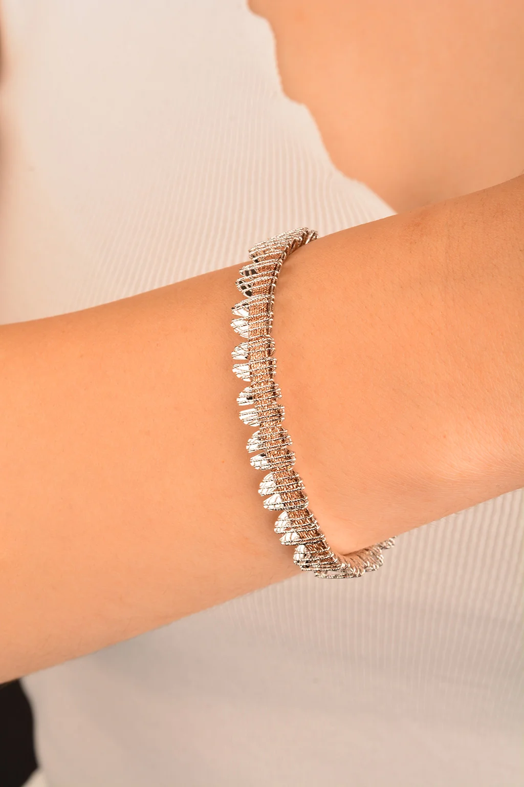 Cebeci 14 Ayar Kelepçe Beyaz Altın Bileklik